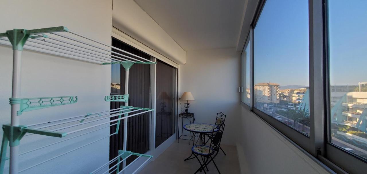 Plage T1 35m2, Climatise, 2 Personnes, * Fréjus